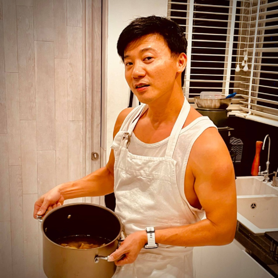 Đời tư kín tiếng của MC Khắc Nguyện - trợ thủ cho Chủ tịch ngân hàng gây sốt-7