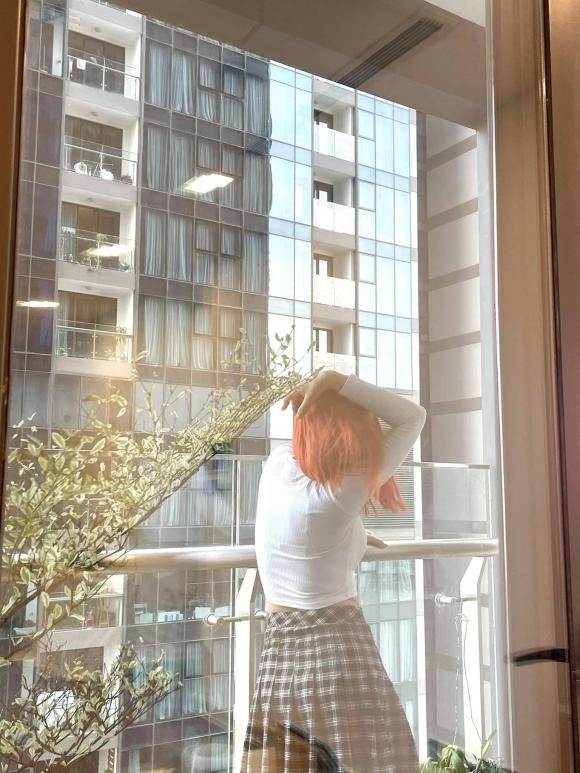 Gây tranh cãi vì một hành động với người hâm mộ, ca sĩ Lan Trinh và bạn trai đồng giới hiện sống ra sao?-14