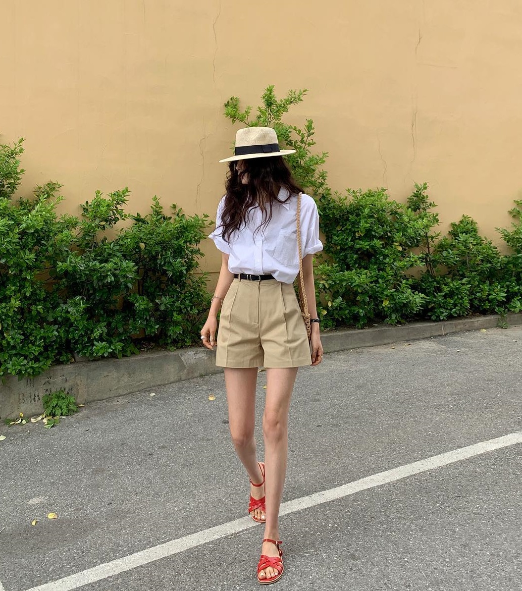 Mặc đẹp không khó với áo sơ mi trắng-4