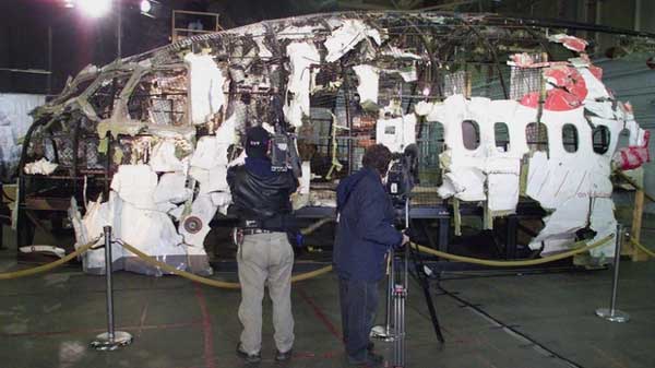 Điều hòa buồng lái có mùi lạ, máy bay lao xuống biển khiến 229 người tử vong: Thảm kịch thay đổi ngành hàng không-3