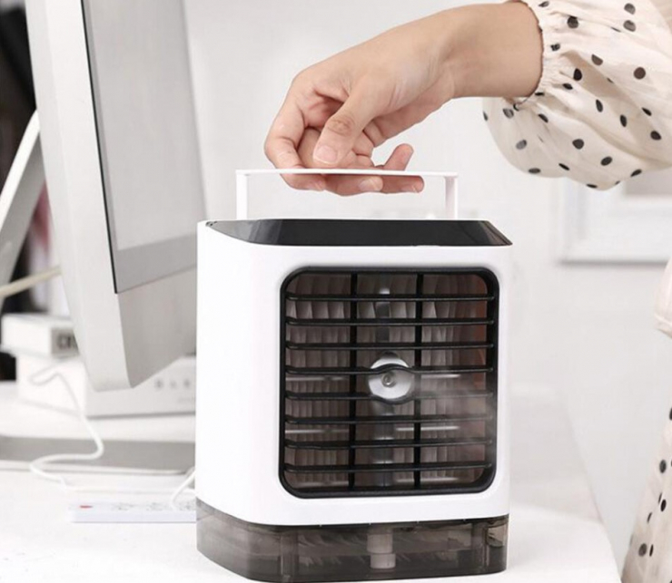 Sự thật về quạt thổi đá mini mát rượi ngày hè giá chỉ hơn 100.000 đồng-2