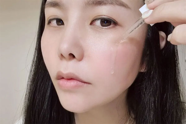 5 cách tăng hiệu quả dưỡng da với nước hoa hồng-2