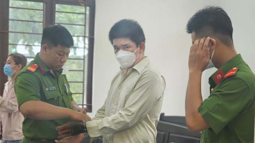 Dâm ô con gái ruột, lãnh 5 năm tù-1