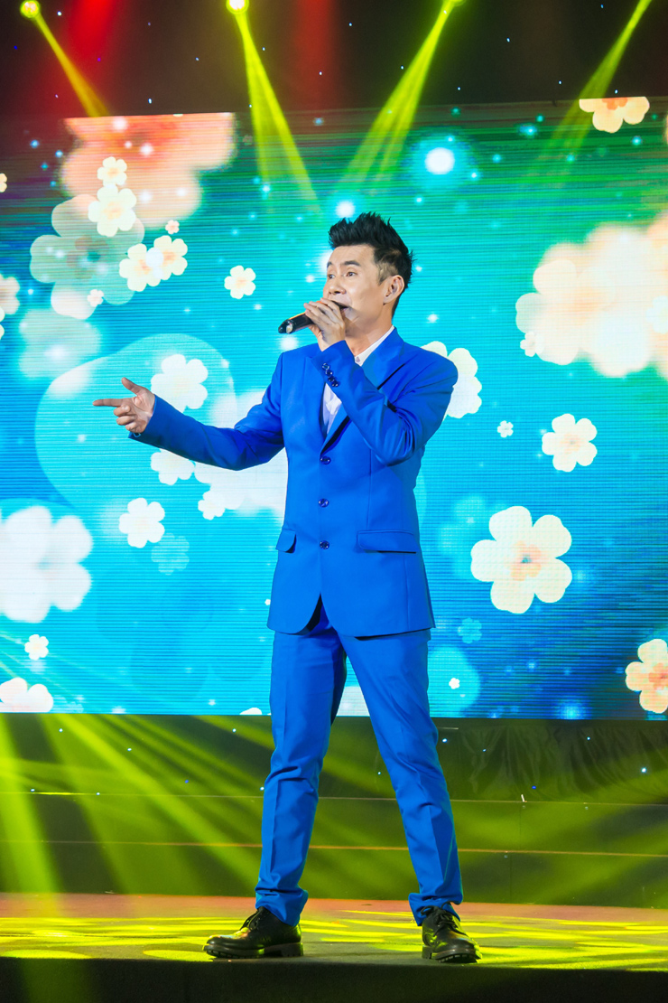 Cuộc sống của 2 hoàng tử” bất ngờ mất tích” khỏi showbiz Việt giờ ra sao?-14