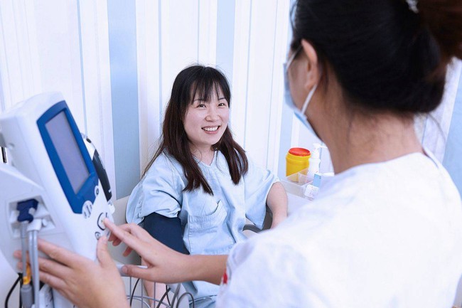 Ngoài ngủ muộn và dùng điện thoại, 4 hành vi này gây ảnh hưởng không tốt tới thai nhi-4