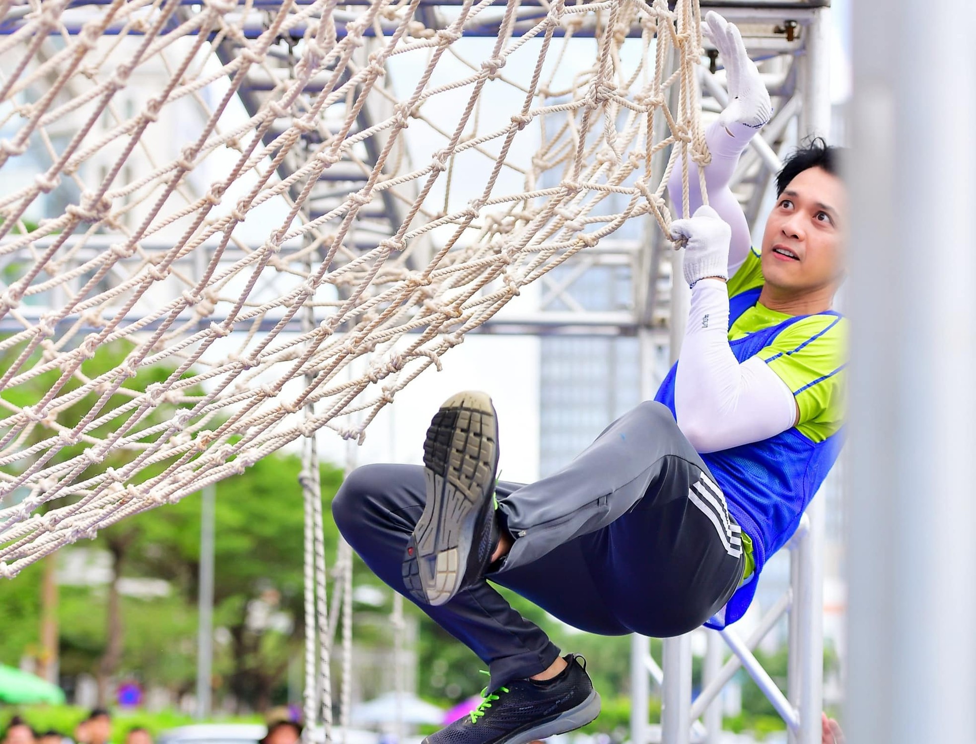 Thấy gì từ việc chủ tịch ACB Trần Hùng Huy hát, nhảy như ca sĩ-3