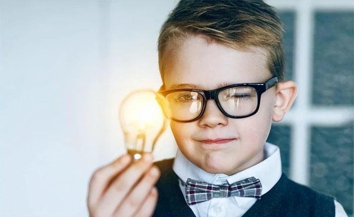 Giữa vợ và chồng, gen ai quyết định chỉ số IQ và ngoại hình của con?-1