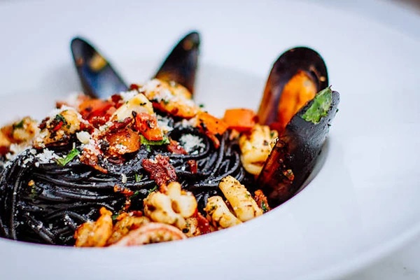 Cô gái 26 tuổi phát hiện ung thư giai đoạn 4 từ cơn chóng mặt-2