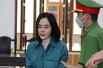 Hotgirl Tina Dương bật khóc khi nghe tin lãnh 11 năm tù