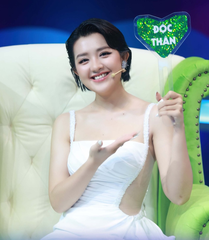 Nữ chính Người ấy là ai: Á hậu để mất tình yêu vì không tôn trọng bạn trai-2