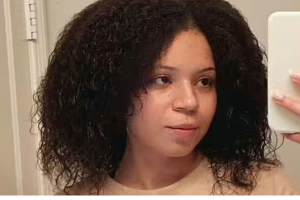 Cô gái 26 tuổi phát hiện ung thư giai đoạn 4 từ cơn chóng mặt-1