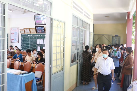 Vụ học sinh tiểu học bị đánh rớt môn Âm nhạc: Cô giáo tự ý sửa kết quả của 75 em