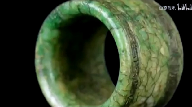 Mang nhẫn ngọc đi thẩm định, người đàn ông run rẩy khi nghe chuyên gia phán một câu-2