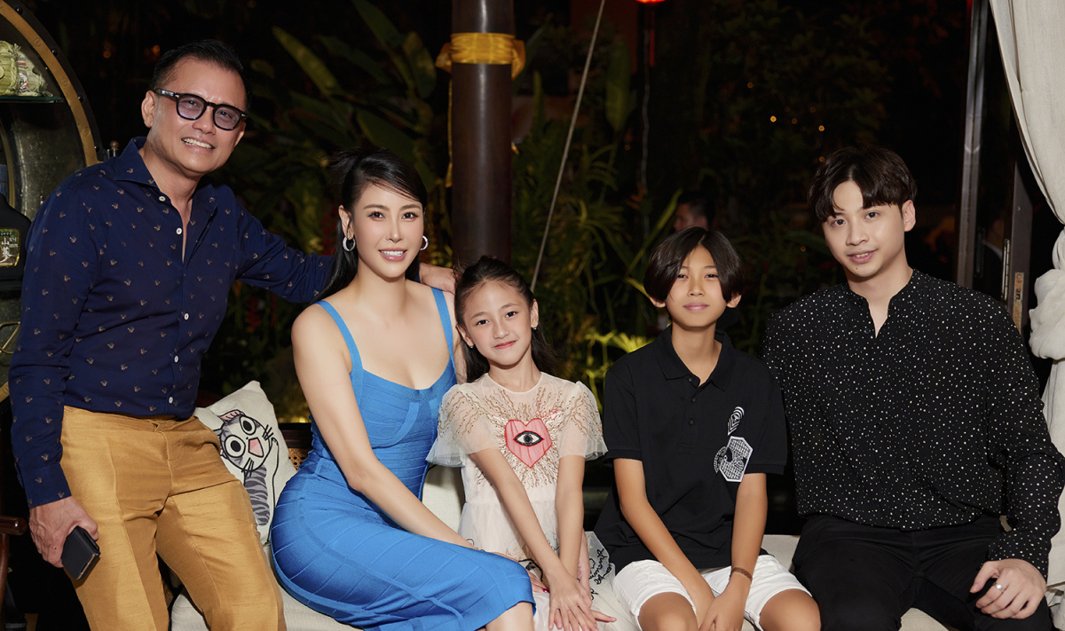 Mời dàn sao tới dự sinh nhật, hoa hậu Hà Kiều Anh hé lộ thêm cơ ngơi khủng ngoài căn biệt thự 400 tỷ chuẩn vua chúa, penthouse 500m² cực lộng lẫy-2