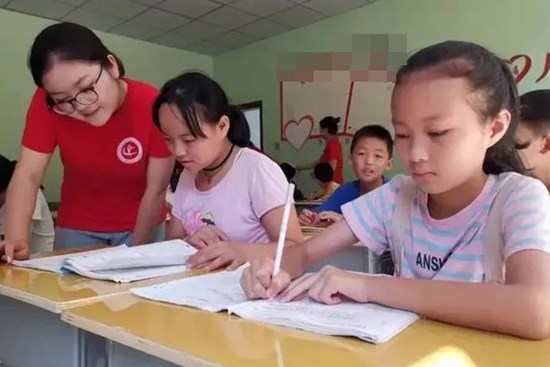 Trẻ có 6 tính xấu này dù học giỏi đến mấy tương lai cũng khó thành nhân tài