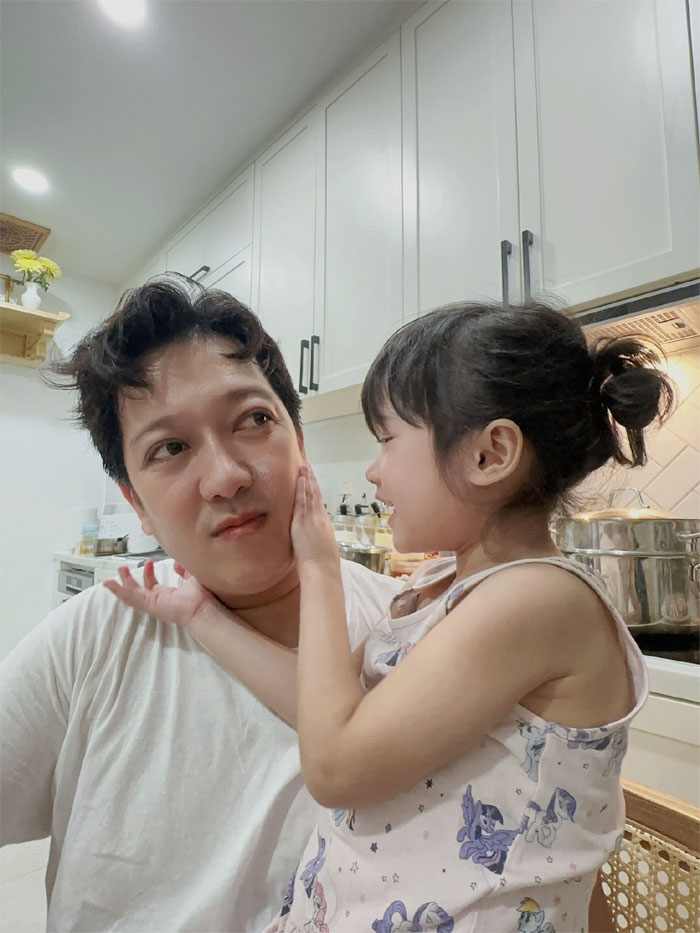 Gương mặt đáng yêu của con gái Trường Giang - Nhã Phương-1