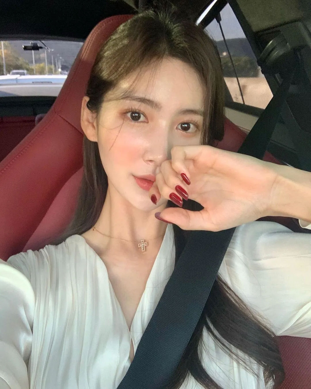 Cách chọn tinh chất vitamin C giúp da sáng mịn, mờ vết thâm, ngừa lão hóa-1