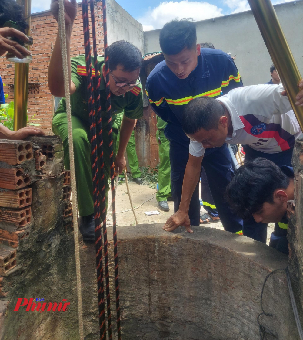 Bé trai 8 tuổi tử vong vì rơi xuống giếng trong lúc chơi đùa-1