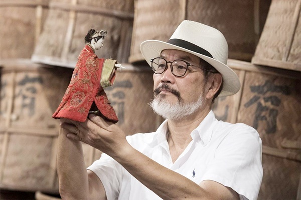 Động tác đơn giản giúp bác sĩ 70 tuổi kích hoạt hormone trẻ hóa-1