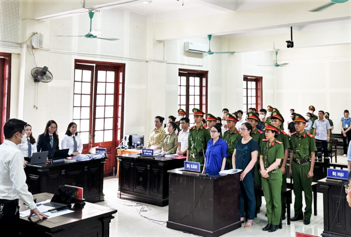 Cô giáo Lê Thị Dung kêu oan: Tôi không chiếm đoạt 45 triệu đồng-2