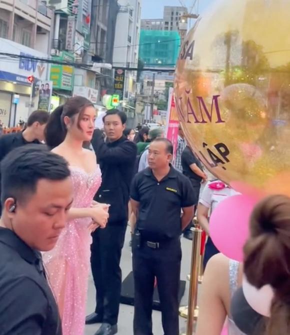 Á hậu Huyền My hiếm hoi lộ diện, nhan sắc như búp bê, ở trong căn hộ phong cách khác biệt với căn nhà của bố mẹ-1