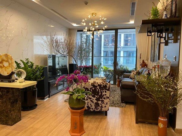 Á hậu Huyền My hiếm hoi lộ diện, nhan sắc như búp bê, ở trong căn hộ phong cách khác biệt với căn nhà của bố mẹ-5