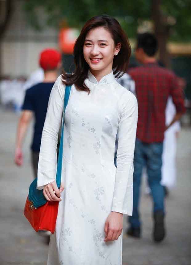 Mẹ 2 con Trâm Anh tươi trẻ như nữ sinh-3