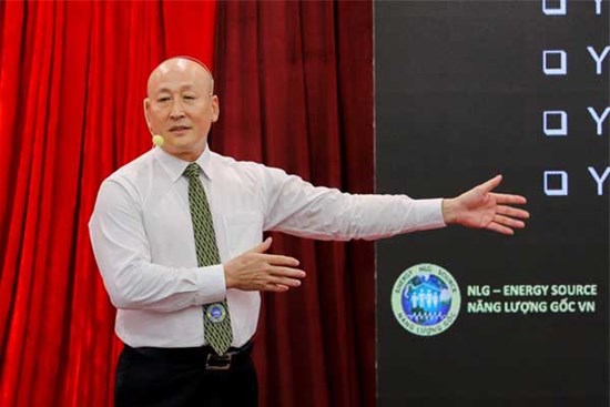 ‘Chú Phúc’ - giáo chủ của Năng lượng gốc khiến hàng ngàn người mê muội là ai?