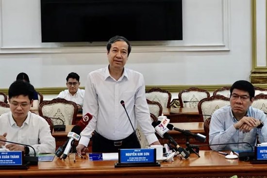 Bộ trưởng GD-ĐT: In đề thi tốt nghiệp THPT tránh hiểu nhầm như thi lớp 10 Hà Nội