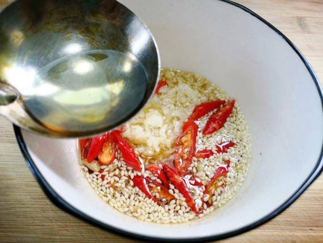 Được mệnh danh là nữ hoàng của các loại nấm,&nbsp;giá trung bình, đem trộn gỏi cực giòn ngon thanh mát ai cũng bất ngờ-3