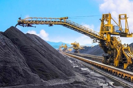 EVN thiếu 1 triệu tấn than cho sản xuất điện, miền Bắc tăng cắt điện trở lại