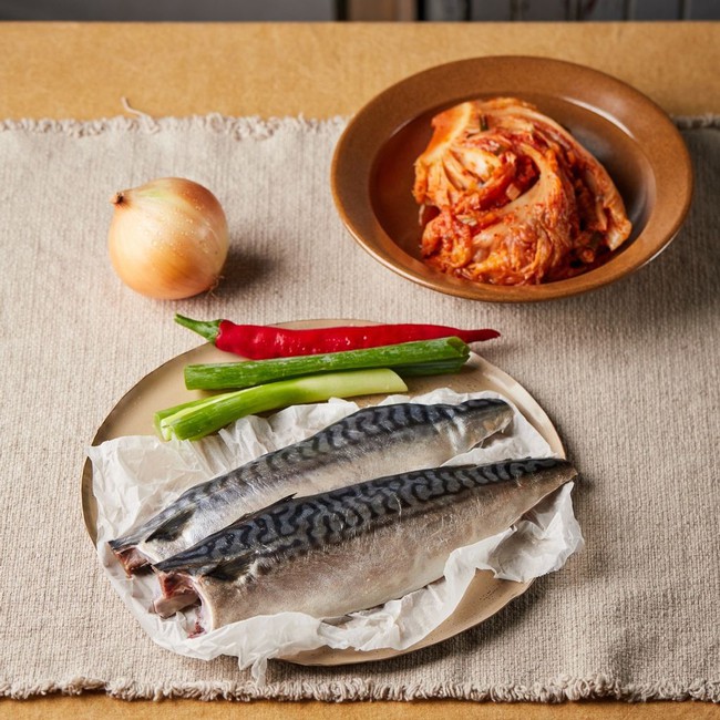 Bữa cơm đơn giản mà đủ chất với món cá thu kho kim chi-1