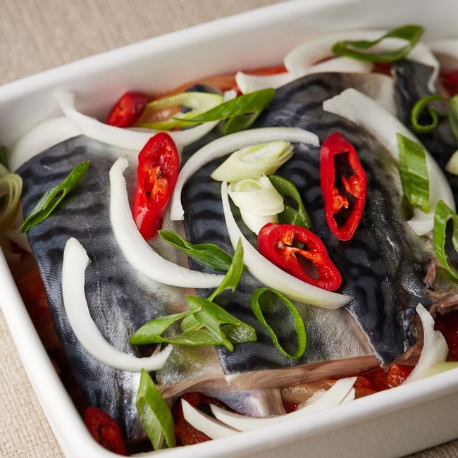 Bữa cơm đơn giản mà đủ chất với món cá thu kho kim chi-4