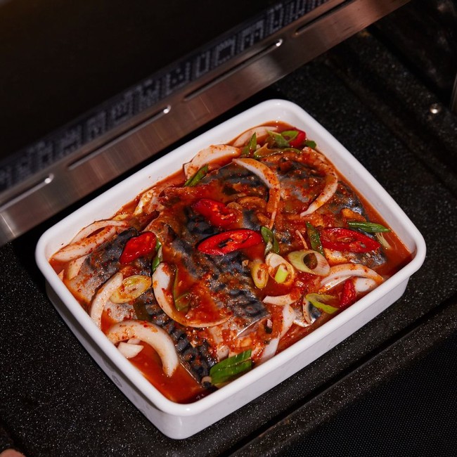 Bữa cơm đơn giản mà đủ chất với món cá thu kho kim chi-5
