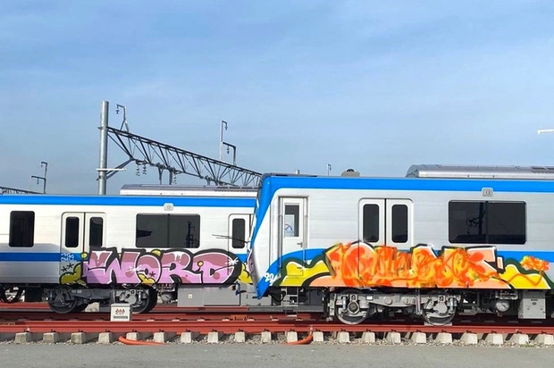 Đã biết được thông tin một người vẽ bậy lên đoàn tàu Metro-1