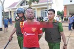 Vụ tấn công trụ sở xã ở Đắk Lắk: Quặn lòng tiễn đưa người thân-4