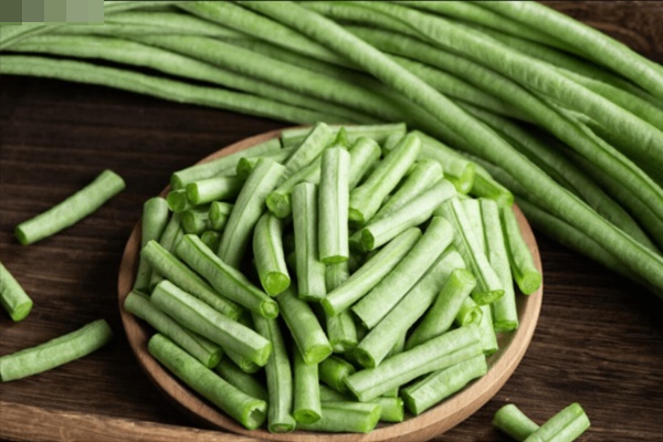 4 loại thực phẩm không nên ăn cùng đậu đũa, tránh rước họa vào thân-1