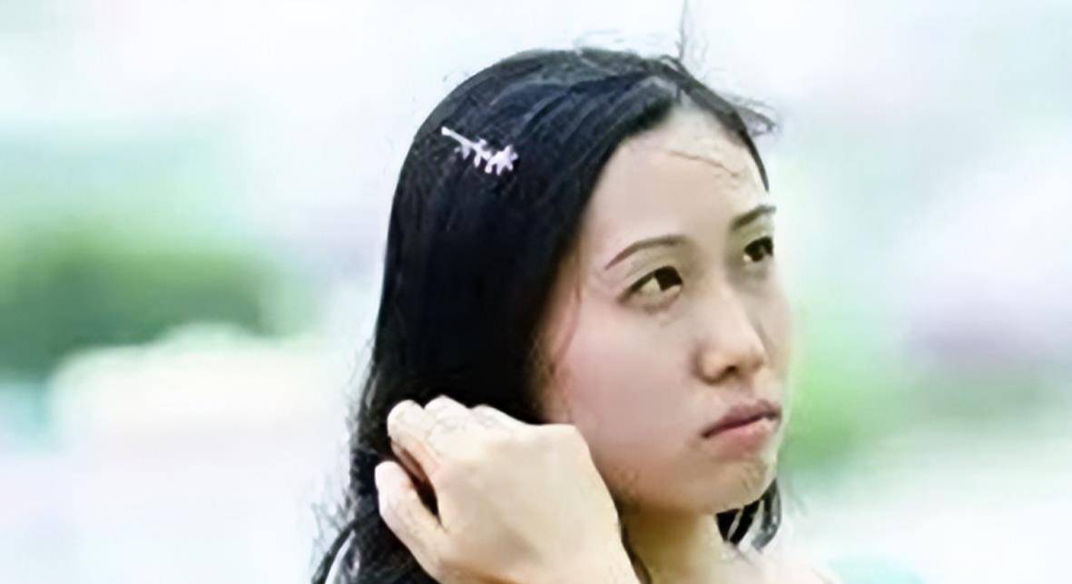 Từng là thần đồng được ca tụng, cuộc đời cô gái lao dốc vì cách giáo dục cực đoan của bố-2