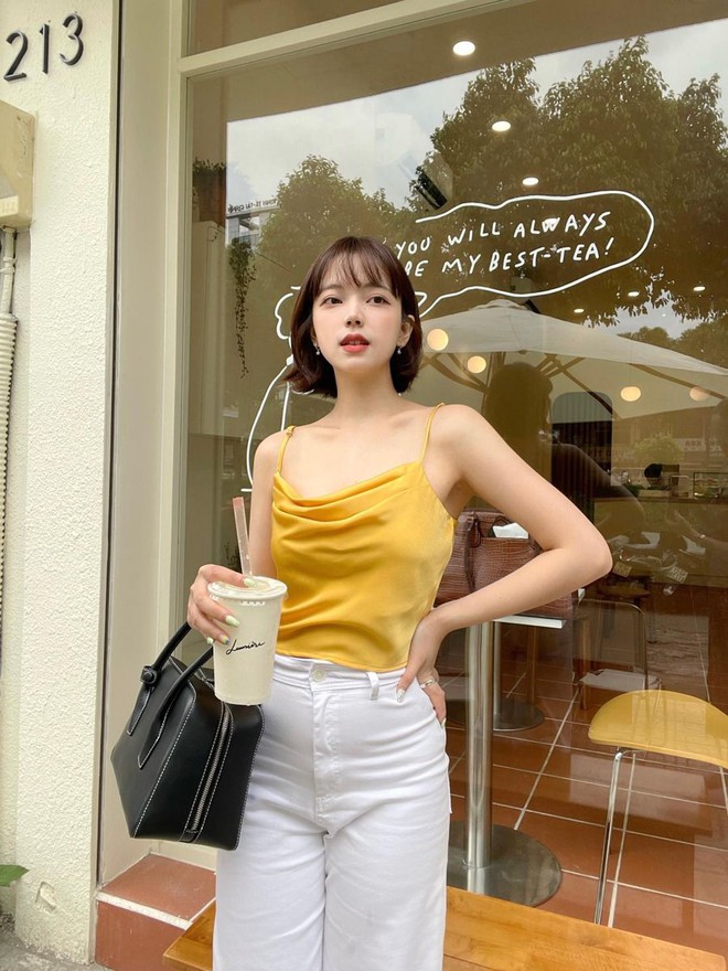 4 kiểu áo 2 dây mà bạn nên sắm hè này-5