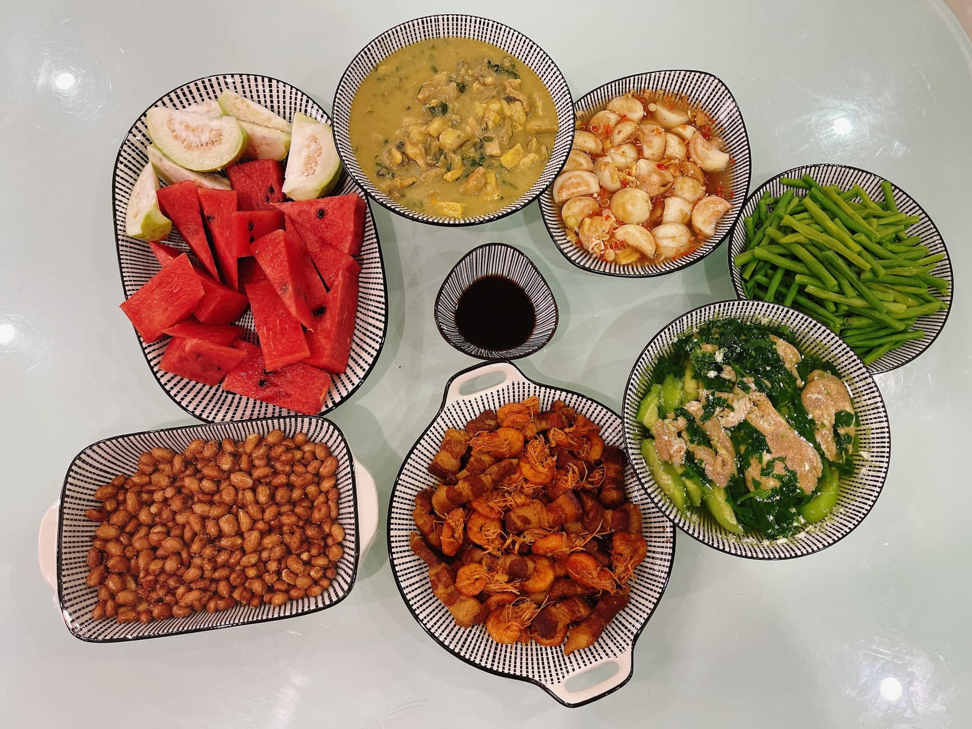 8x làm dâu 10 năm chưa một lần phải rửa bát, quét nhà, ngày đầu ra mắt còn bị nhận xét cao số-9