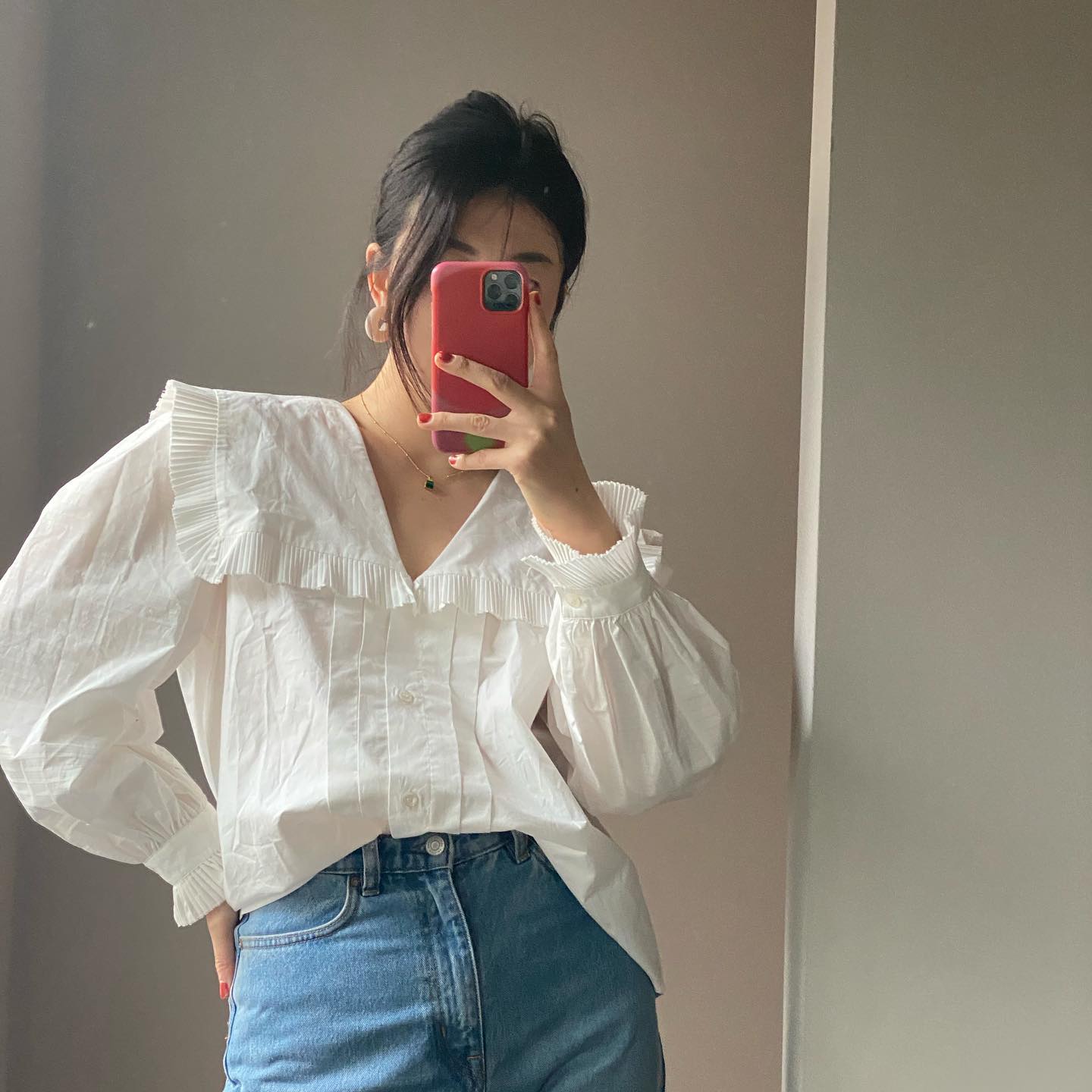 5 món thời trang màu trắng giúp vẻ ngoài luôn chỉn chu-1