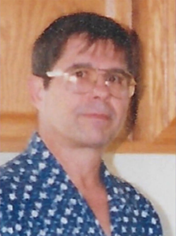 Món quà sinh nhật chết chóc của cựu giáo viên chán vợ-2