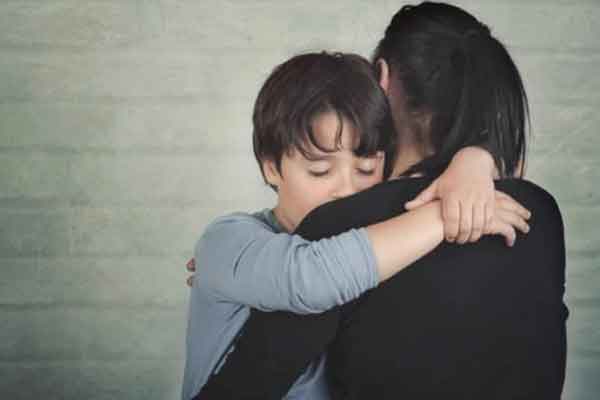 Mẹ không về quê thì vợ chồng con bỏ nhau mất”-2