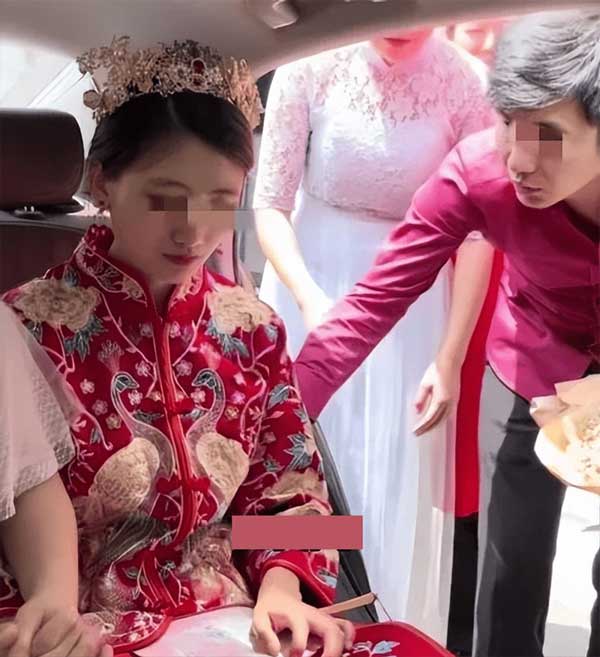 Cô dâu đòi thêm sính lễ, chú rể ném hoa, hủy hôn ngay ngày cưới-2