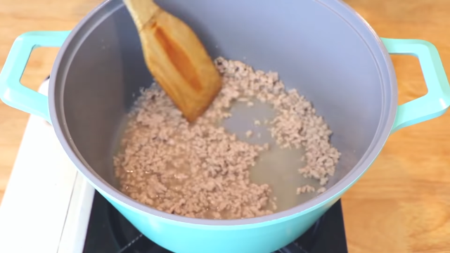 Nắng nóng chán cơm, vợ nhanh tay đem miến trộn với những thứ này ngon mát, tuần ăn vài lần không chán!-7