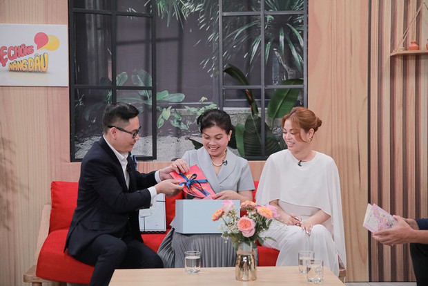 Được mẹ vợ cho 2 mảnh đất khởi nghiệp, 8 năm sau con rể khiến cả gia đình bất ngờ-3