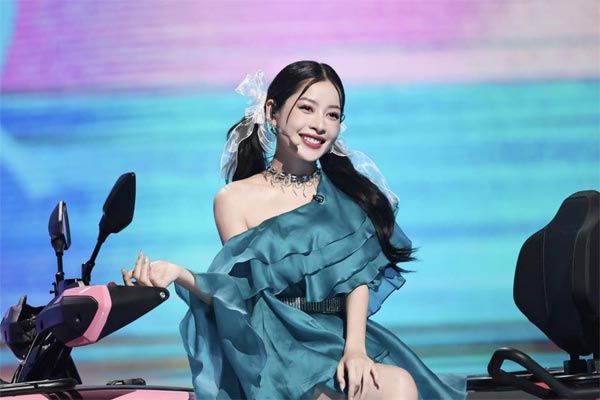 Chi Pu vươn lên dẫn đầu Đạp Gió 2023 khiến dàn sao quốc tế ôm chầm bật khóc-3