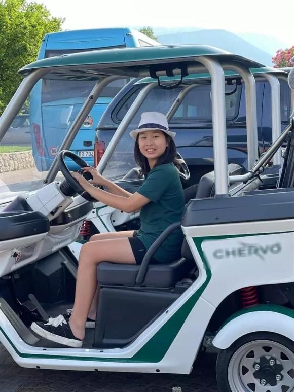 Hồ Hoài Anh hiếm hoi lộ diện bên con gái-2