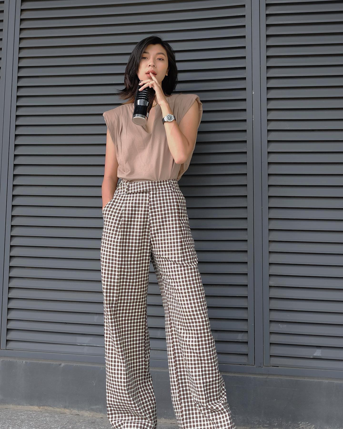 3 mỹ nhân Việt có phong cách tối giản đáng tham khảo-5