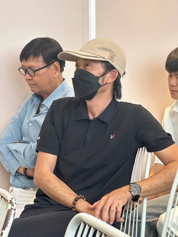 Hoài Linh hiếm hoi lộ diện, tiết lộ cuộc sống hiện tại-1